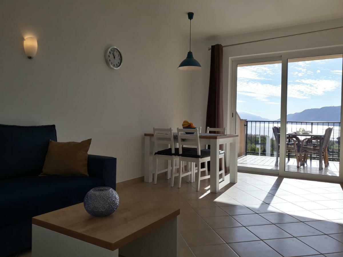 Haus Mit Meerblick Lopar Exterior foto